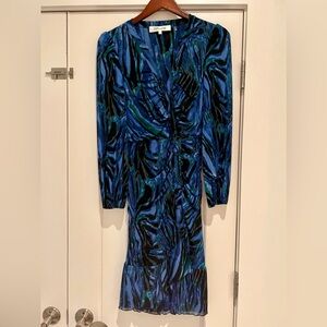 DVF mesh dress size M. Never worn!